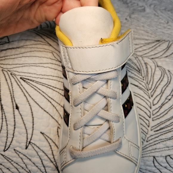 VGUC Adidas Disney Grand Court Mickey Mouse Velcro Sneakers Kids 2 - Picture 10 of 16